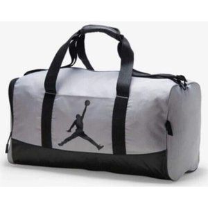 Air Jordan Jumpman Duffel Bag Gym Sport Shoe Carry Wolf Gray Black 9A1913-G3A